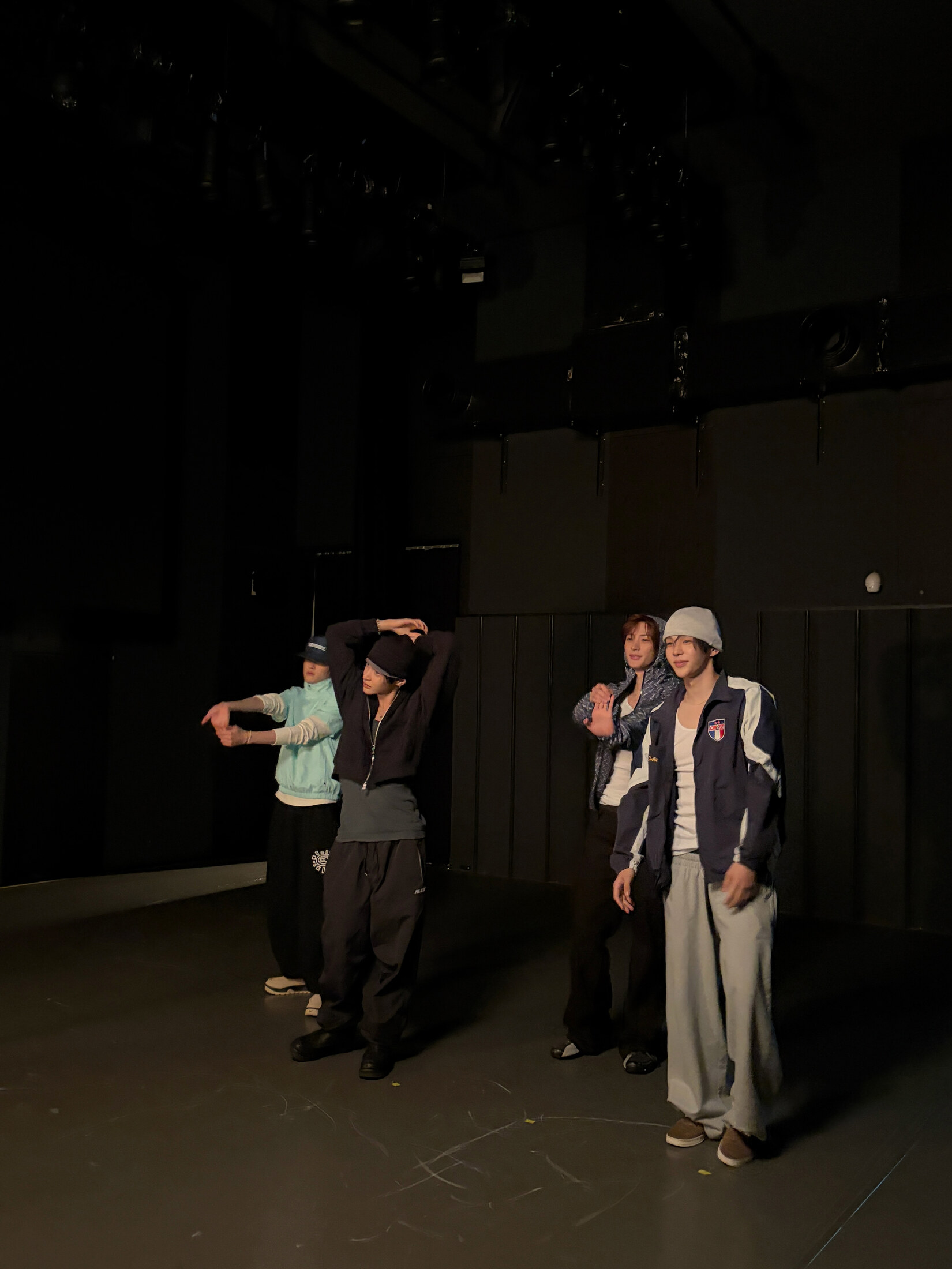SHOTARO + WONBIN + SOHEE + ANTON / Dance Studio 11