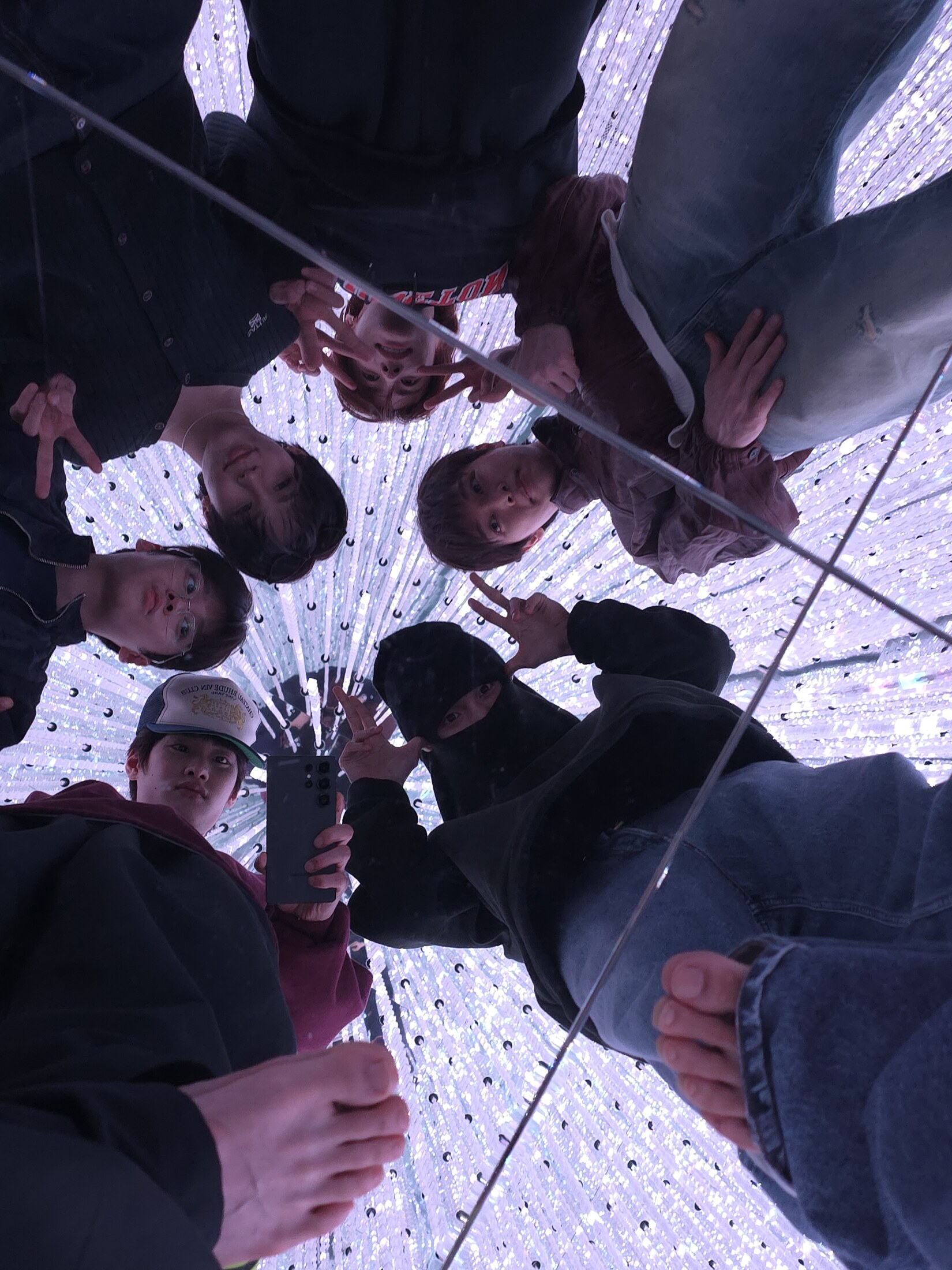 SHOTARO + EUNSEOK + SUNGCHAN + WONBIN + SOHEE + ANTON / Immersive Museum 3